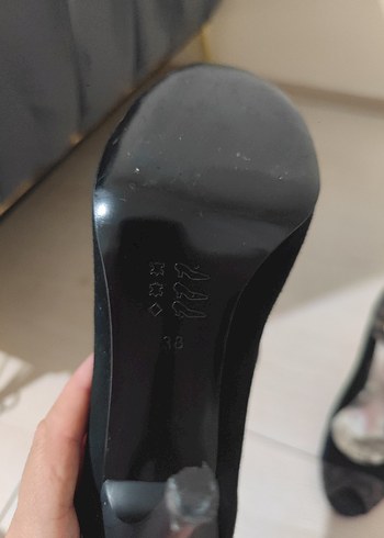 38 Beden siyah Renk Siyah Yılan Derisi Desenli Tokalı Stiletto