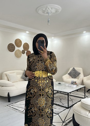 l Beden çeşitli Renk Ağır taşlı yöresel kaftan
