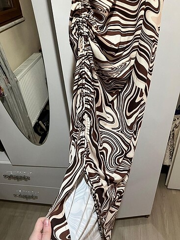 xs Beden Bershka elbise
