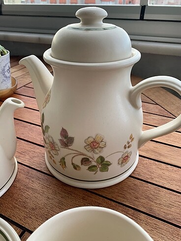 Beden Antika Marks & Spencer Autumn Leaves Serisi Çay/Kahve Nescafe Ta