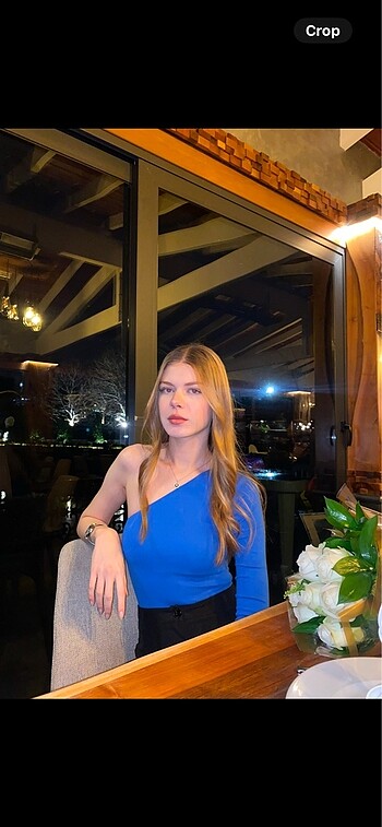 Zara mavi ust