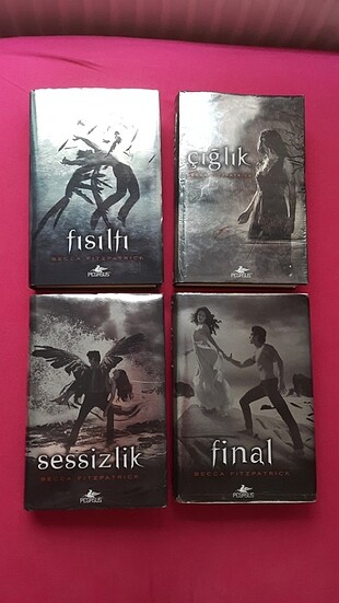 Fısıltı-Hush Hush Serisi