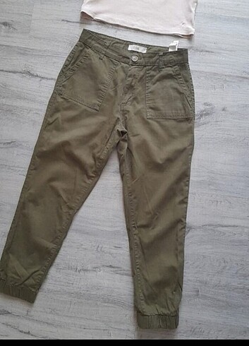 38 Beden Bayan crop ve pantalon takimi