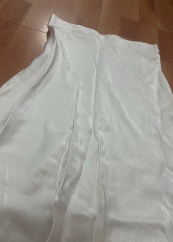 Beyaz Parlak Uzun Drapeli Kadın saten  Etek - Görsel 2