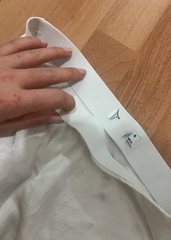 Beyaz Parlak Uzun Drapeli Kadın saten  Etek - Görsel 3