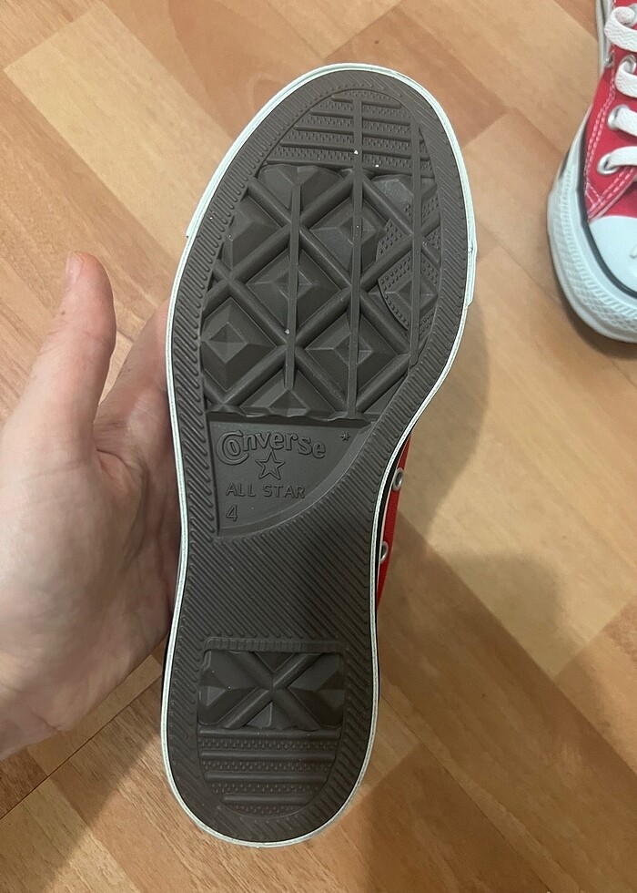 Kırmızı converse - Görsel 4