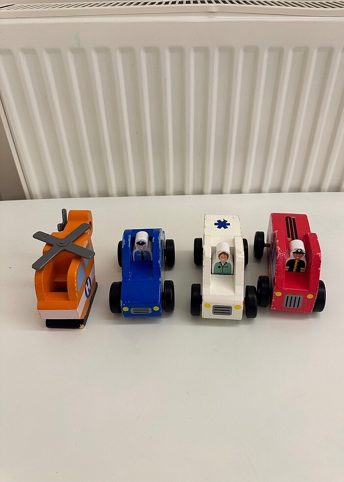 Melissa&Doug Ahşap Acil Yardım Araçları - Görsel 4