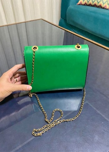 Zincir Detaylı Yeşil Deri Kadın Çanta - Görsel 2