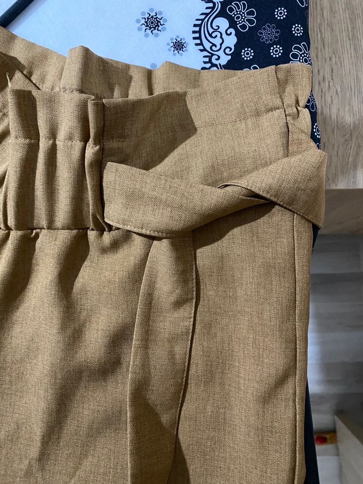 Kahverengi Kemerli Bol Kesim Keten Pantolon - Görsel 2