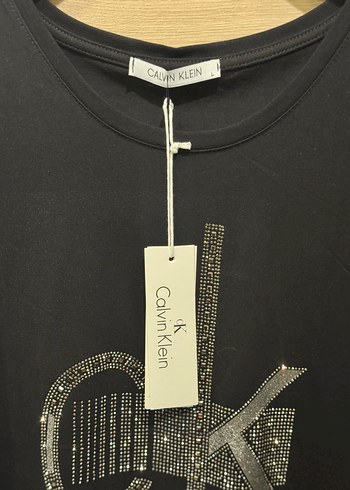Calvin Klein Siyah Payetli Kadın Tişört