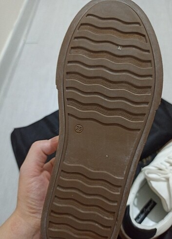 Neslihan Canpolat Beyaz gerçek deri sneaker