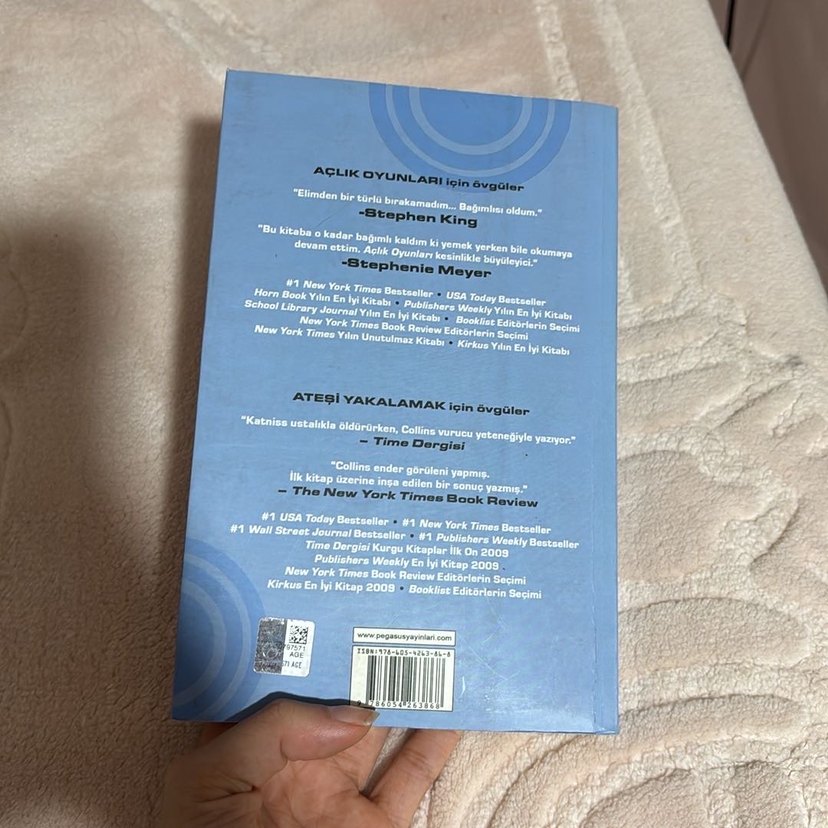 Alaycı Kuş - Suzanne Collins - Görsel 2