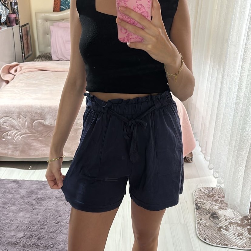 Lacivert Bağcıklı Mini Kot Şort - Görsel 2