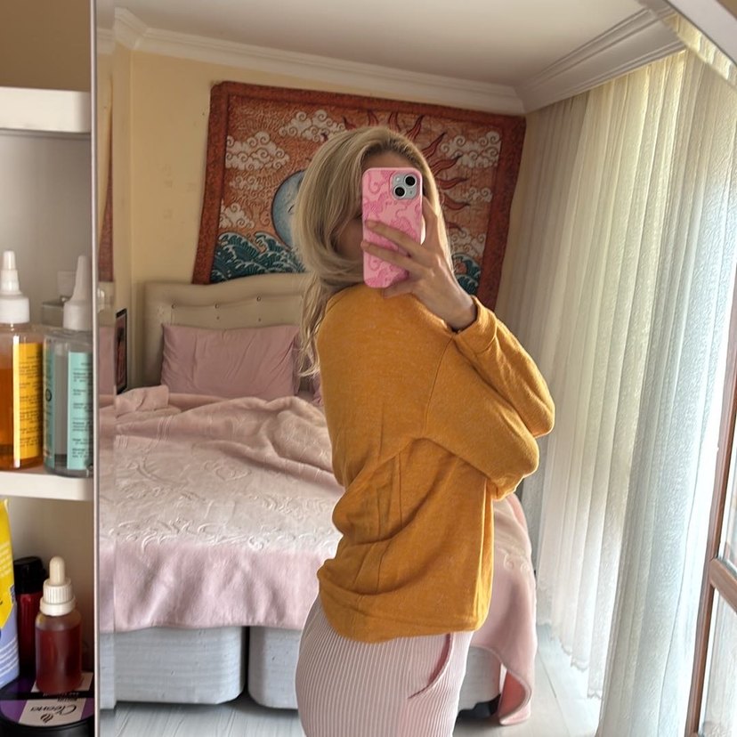 Sarı Uzun Kollu Salaş Triko Kazak - Görsel 3