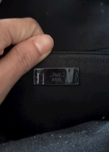 Kilitli Siyah Deri Sırt Çantası - Görsel 3