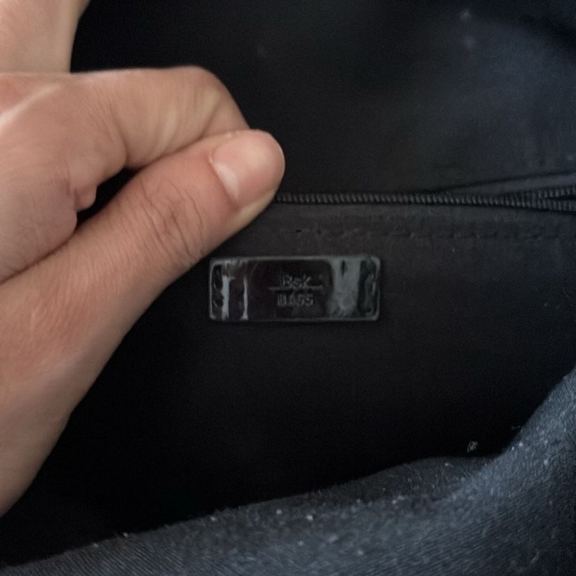 Kilitli Siyah Deri Sırt Çantası - Görsel 3