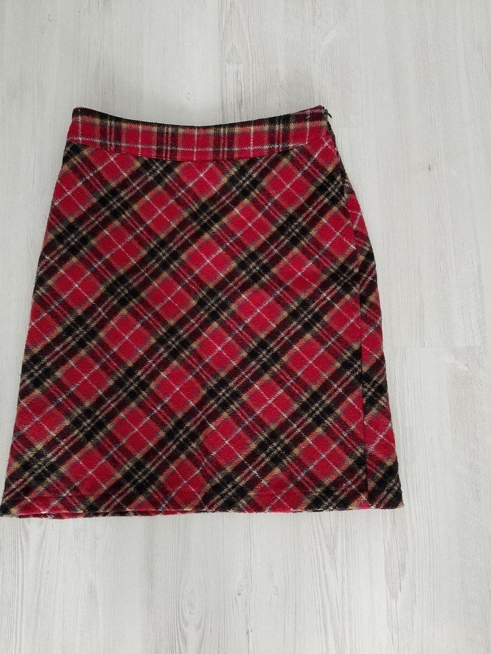 Kırmızı Ekose Pileli Midi Etek - Görsel 3