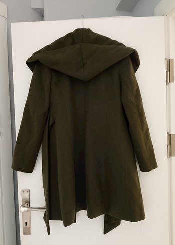 Haki Renk Büyük Yakalı Kaban - Görsel 2