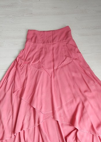 Stradivarius Pembe Uzun Fırfırlı Bohem Etek