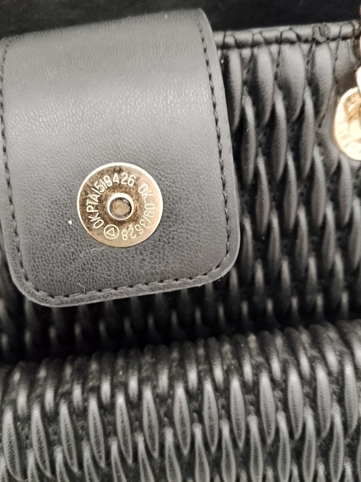 Zincir Detaylı Siyah Deri Kadın Çanta - Görsel 4