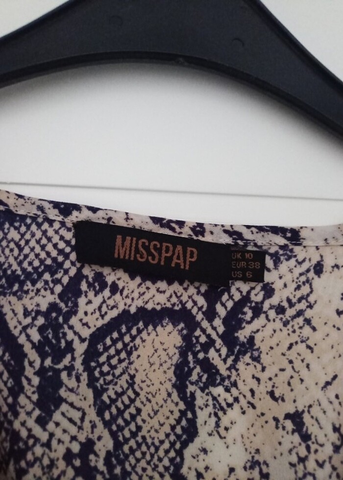 Şık bir gömlek - Görsel 4