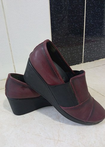 38 Beden bordo Renk Bordo Dolgu Topuklu Kadın Klasik Ayakkabı
