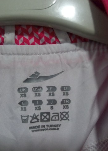 Beyaz Kırmızı Fermuarlı Spor Kadın Ceket - Görsel 3