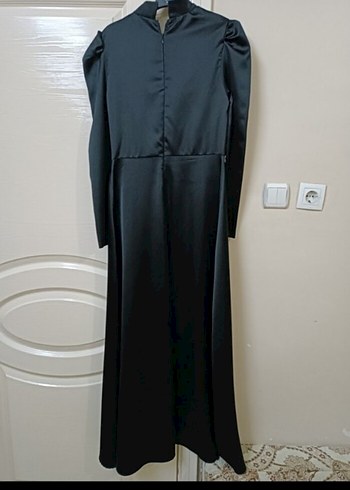 m Beden Siyah Drape Detaylı Uzun Abiye Elbise