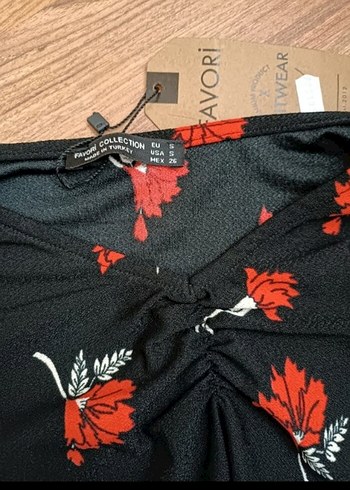 Desenli V Yaka Uzun Kollu Kadın Bluz - Görsel 3