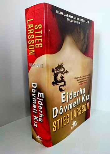 Ejderha Dövmeli Kız Stieg Larsson 