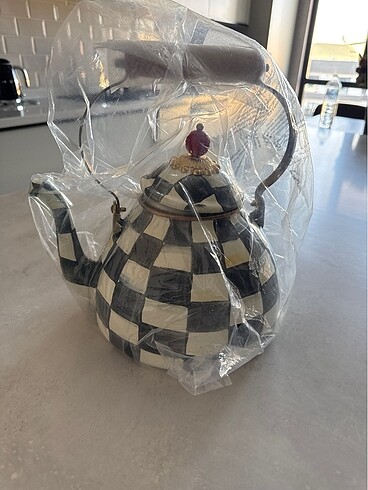 Diğer Mackenzie teapot
