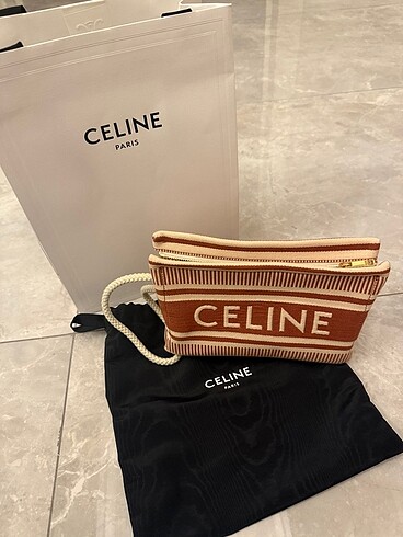 Celine cluch