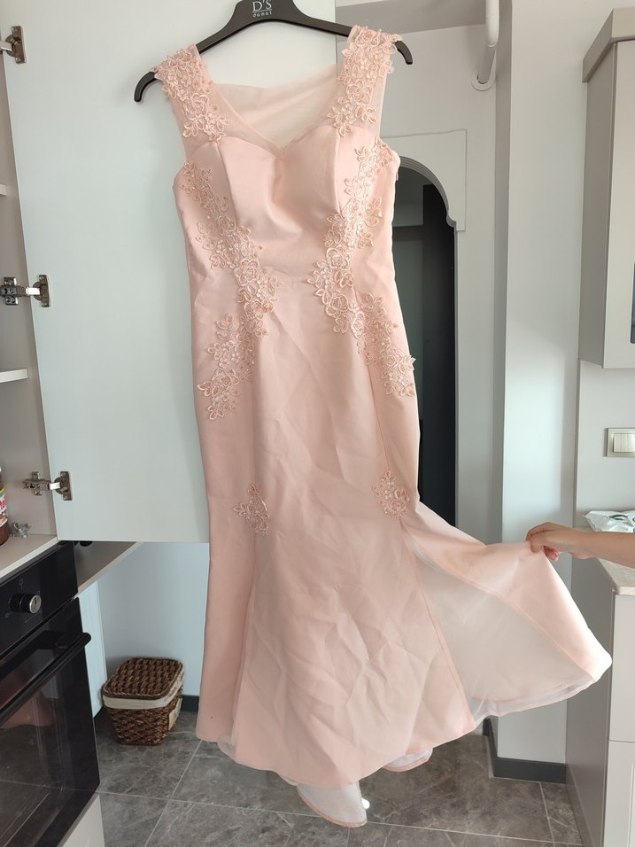 Dantel İşlemeli V Yakalı Pembe Midi Elbise - Görsel 5