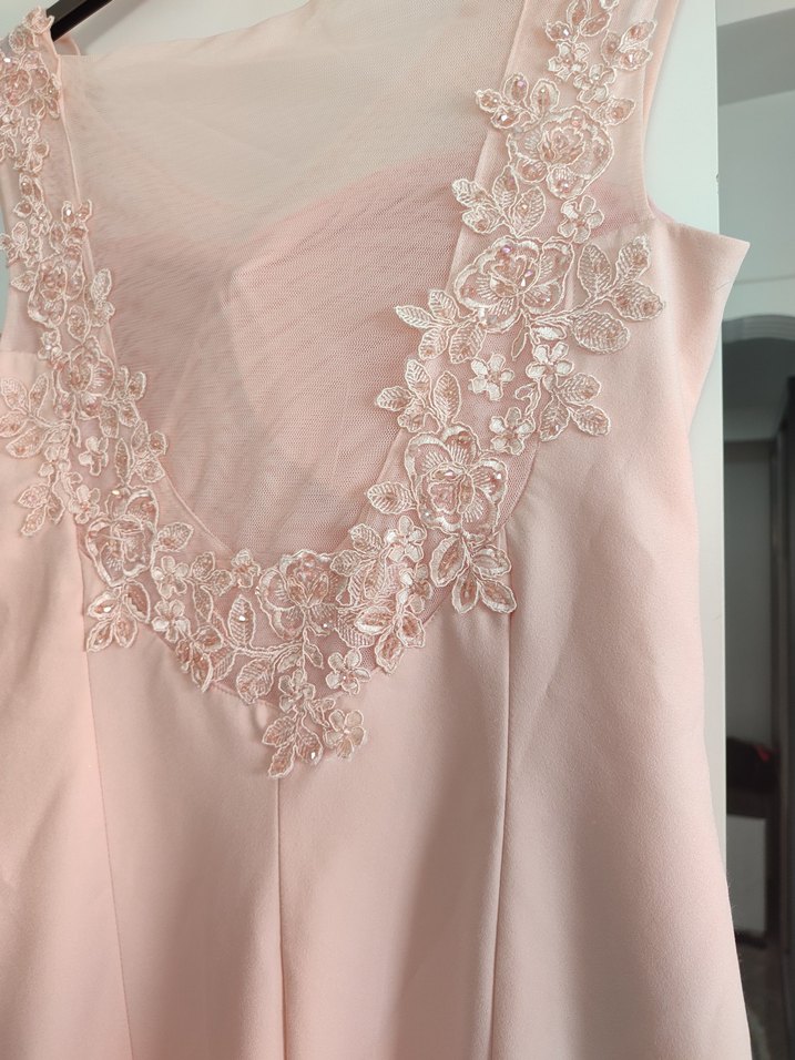 Dantel İşlemeli V Yakalı Pembe Midi Elbise - Görsel 2