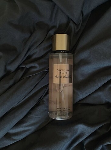 Victoria secret bare vanilla
