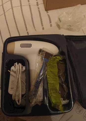 Beyaz Lazer Epilasyon Cihazı ve Aksesuarları