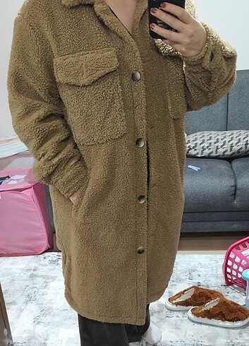 Bershka peluş mont