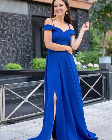 Saks mavisi elbise