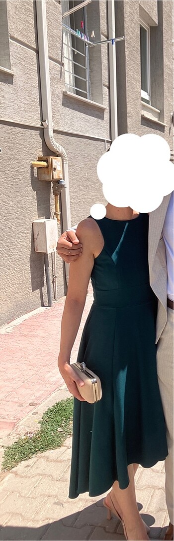 s Beden Zümrüt yeşili elbise
