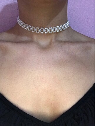 İnci choker