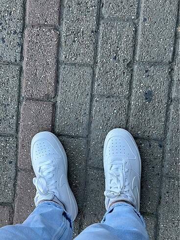 Nike Nike court borough low