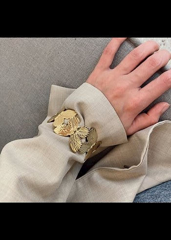 Altın Renkli Çiçek Desenli Bohem Bileklik - Görsel 3