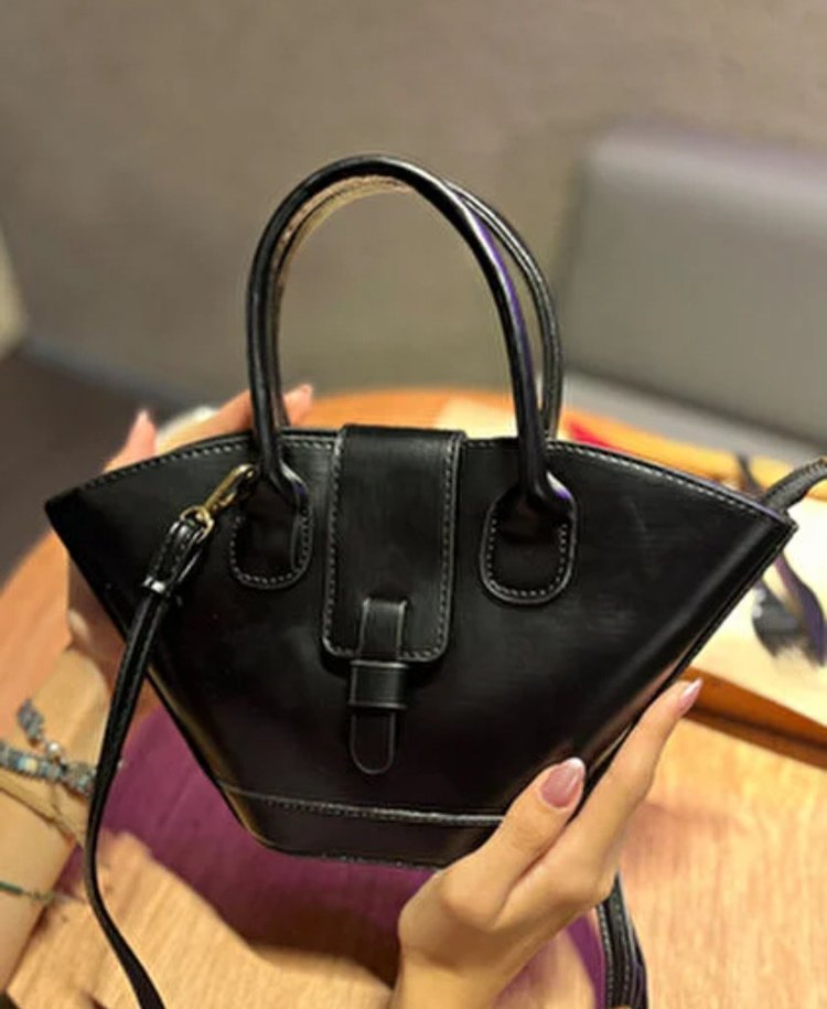 Siyah Deri Kemer Detaylı Kadın Çanta - Görsel 3