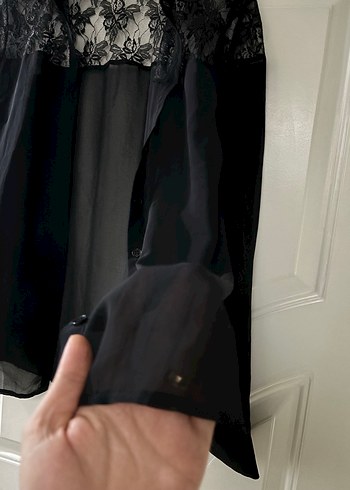 Siyah Dantel Detaylı Midi Kadın Gömlek - Görsel 2