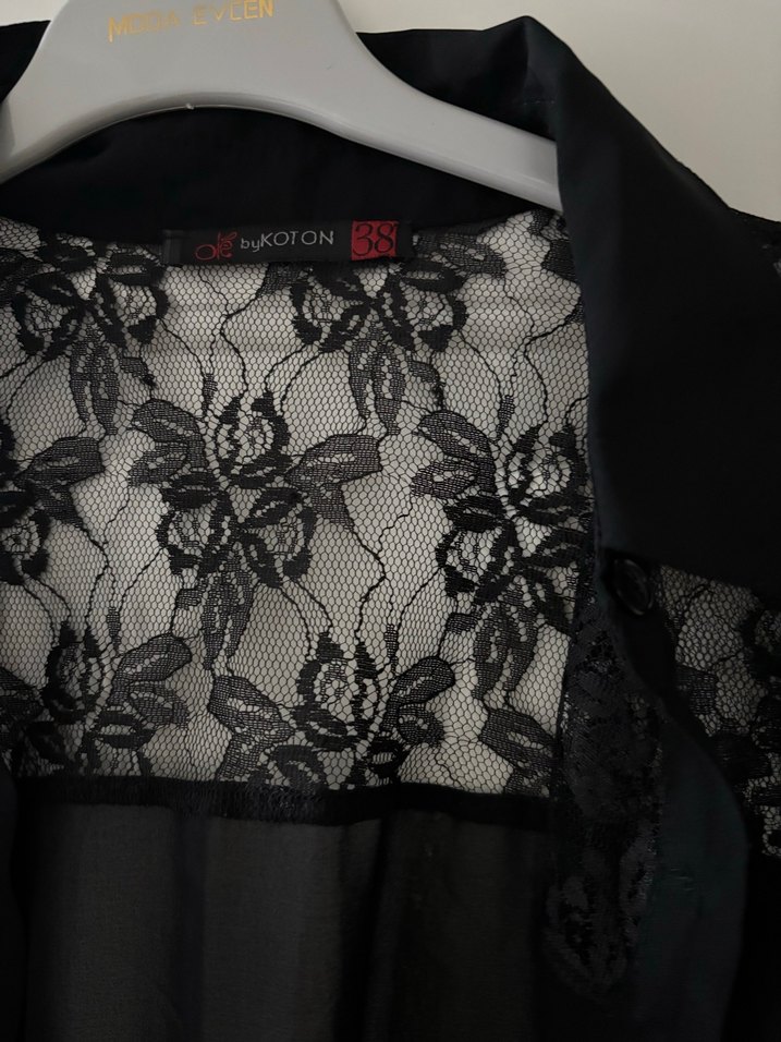 Siyah Dantel Detaylı Midi Kadın Gömlek - Görsel 3