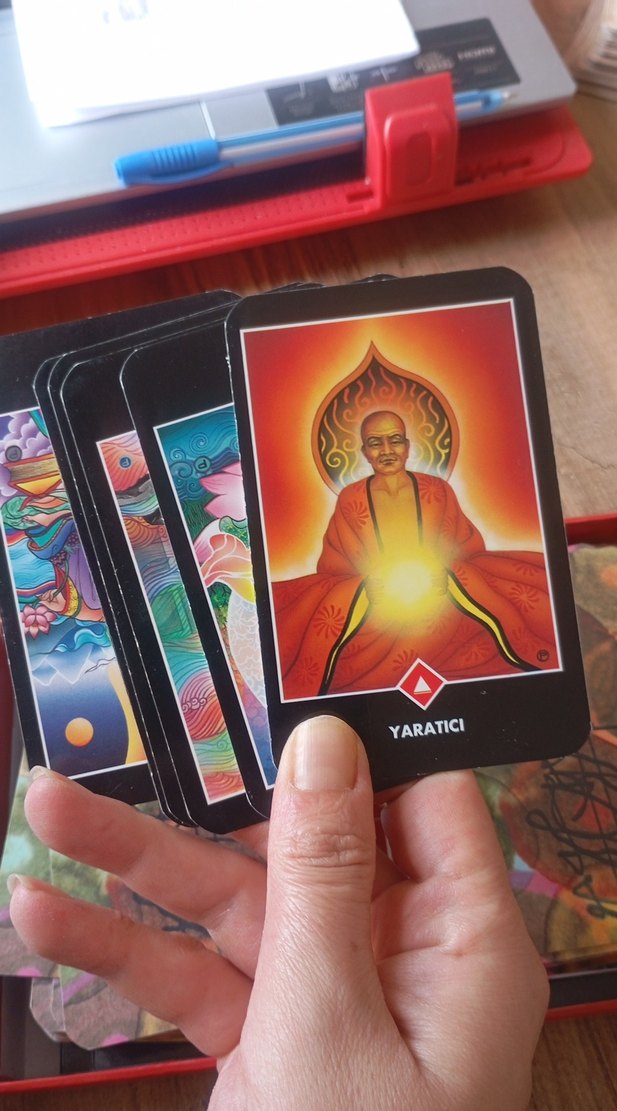 Osho Zen Tarot Kartları ve El Kitabı - Görsel 3