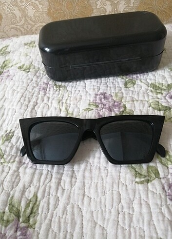 kemik gözlük cat eye 
