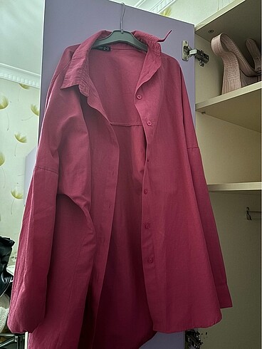 pembe gomlek