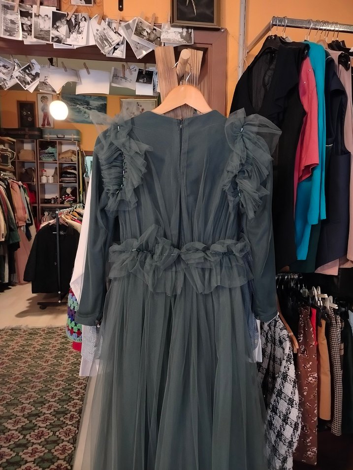 Uzun Kollu yeşili Fırfırlı Yüksek Yakalı Kadın Elbise - Görsel 4