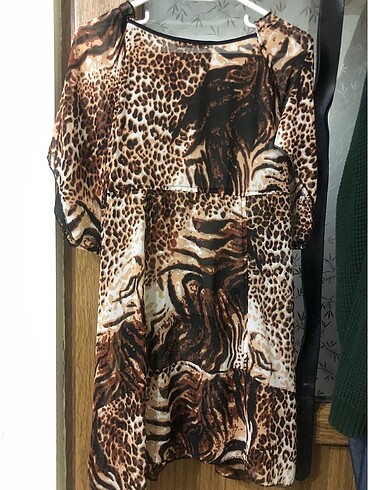 Marchesa Leoparlı üst